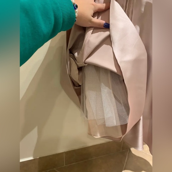 Rose gold/champagne/pink dress size 0, brand new never worn! - Picture 3 of 4